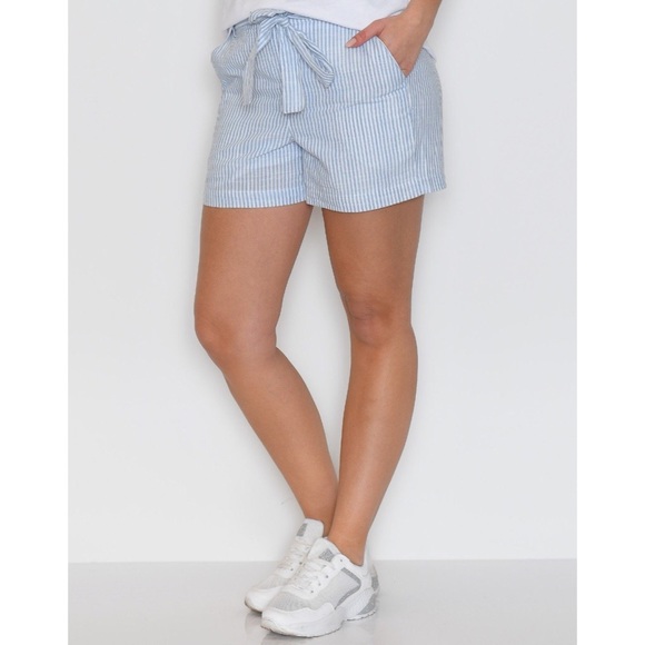 COPY - NWT b.young Light Blue Stripe Shorts - Picture 2 of 6